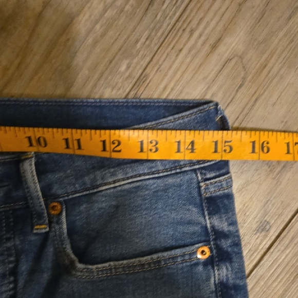 GAP Flare High Rise Jean - Picture 5 of 7